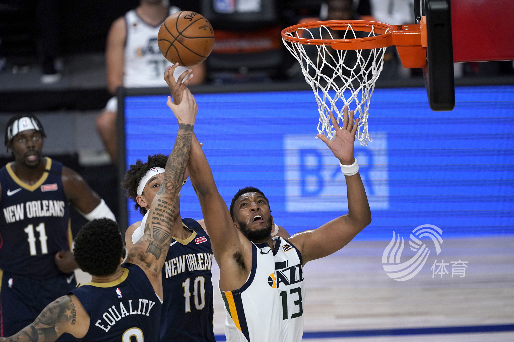 重返榜首 重返榜首